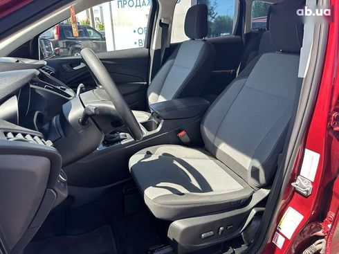 Ford Escape 2018 - фото 16