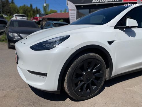 Tesla Model Y 2021 белый - фото 7