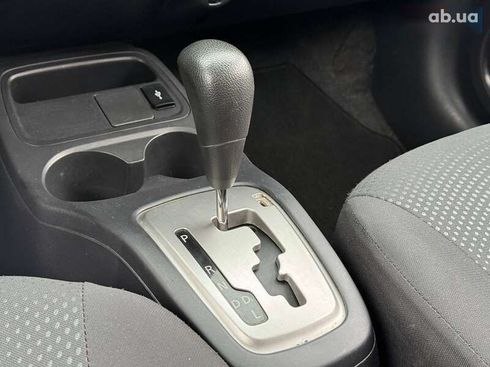 Mitsubishi Mirage 2017 - фото 17