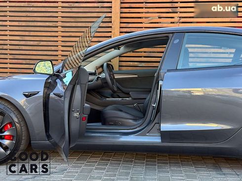 Tesla Model 3 2022 - фото 17