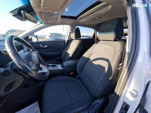Hyundai Kona 2022 - фото 26