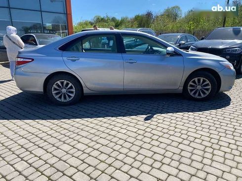 Toyota Camry 2017 - фото 8