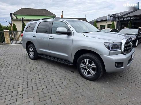Toyota Sequoia 2014 - фото 12