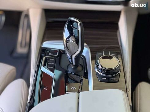 BMW 5 серия 2021 - фото 23