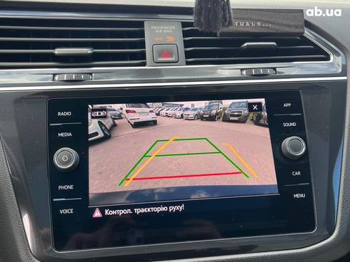 Volkswagen Tiguan 2020 черный - фото 27