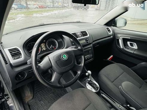 Skoda Fabia 2009 - фото 17