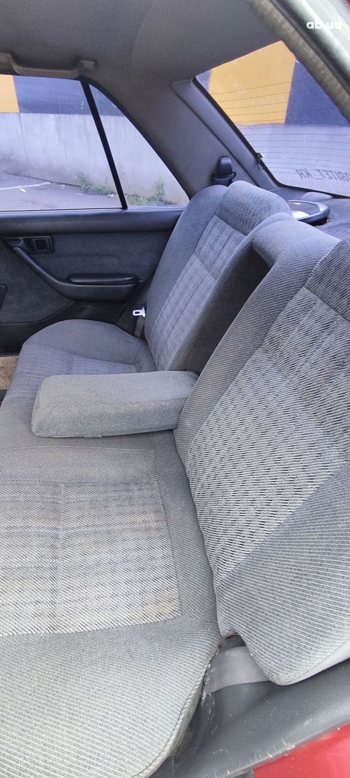 Toyota Carina 1990 красный - фото 9