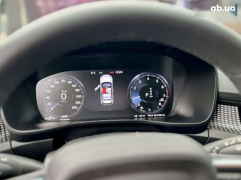 Volvo XC40 2022 - фото 18