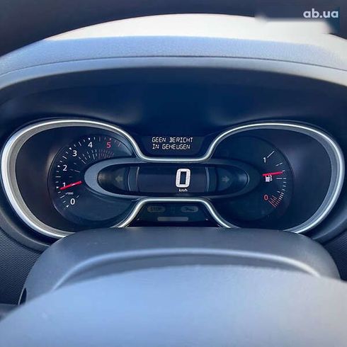 Renault Trafic 2021 - фото 25