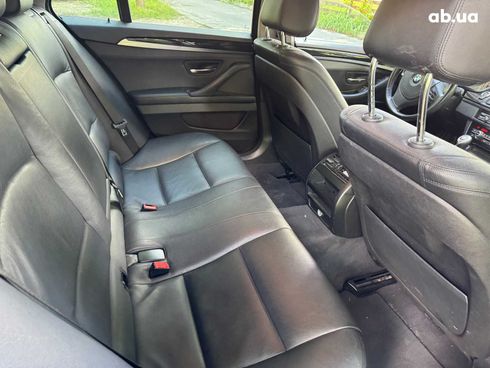 BMW 5 серия 2015 серый - фото 50