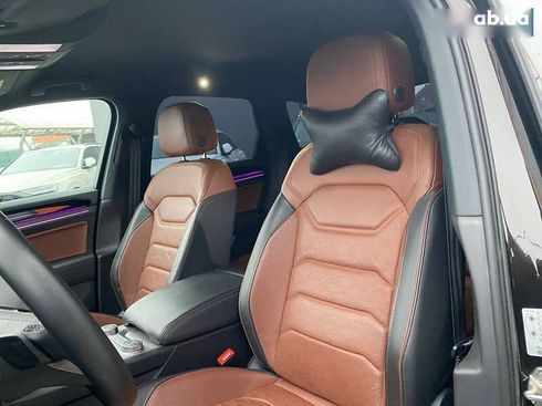 Volkswagen Touareg 2023 - фото 24