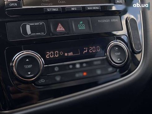 Mitsubishi Outlander 2014 - фото 29