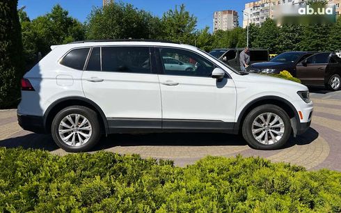 Volkswagen Tiguan 2017 - фото 8