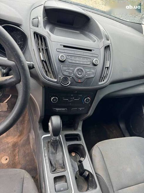 Ford Escape 2017 - фото 11