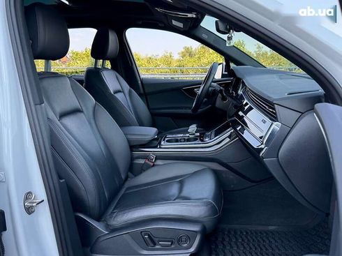 Audi Q7 2021 - фото 20
