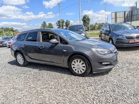 Opel Astra 2014 - фото 4