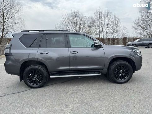 Toyota Land Cruiser Prado 2020 - фото 5