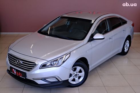 Hyundai Sonata 2017 серебристый - фото 2