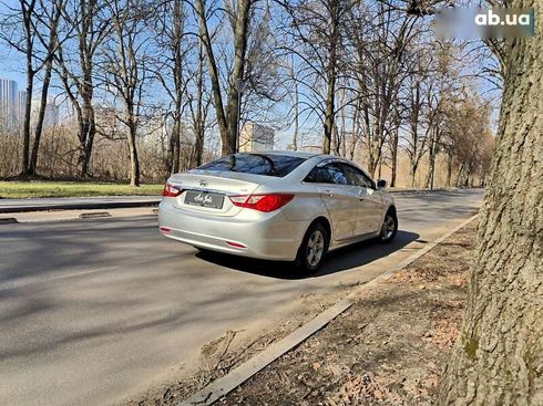 Hyundai Sonata 2012 - фото 24