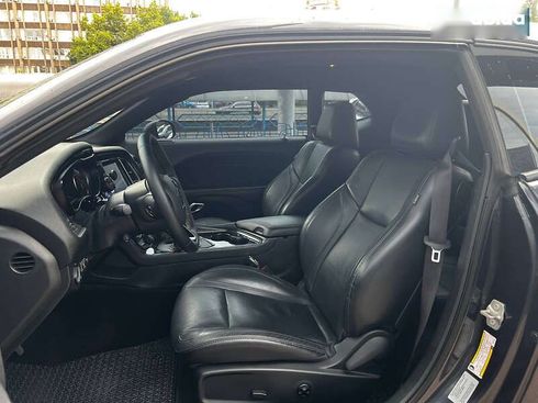 Dodge Challenger 2017 - фото 13