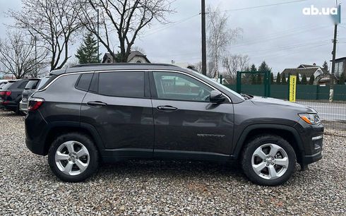 Jeep Compass 2021 - фото 8