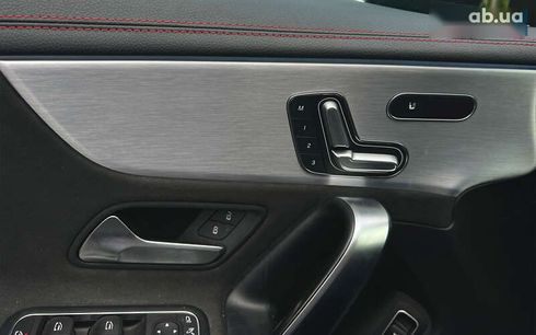 Mercedes-Benz CLA-Класс 2019 - фото 17