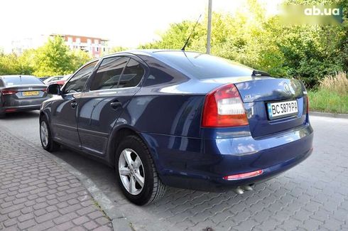 Skoda Octavia 2010 - фото 13