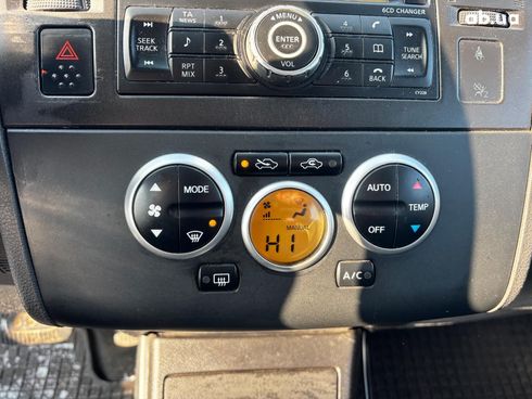 Nissan Tiida 2008 серый - фото 20