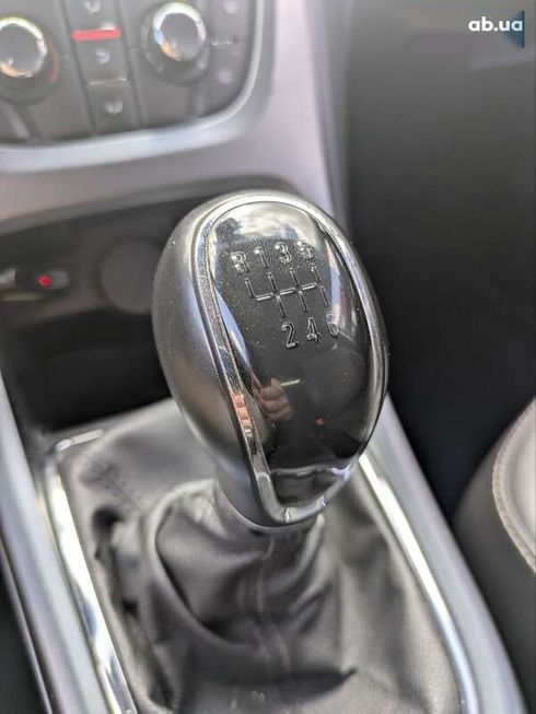 Opel Astra 2014 - фото 15