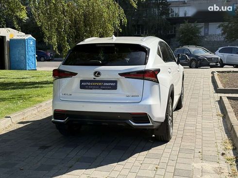 Lexus NX 2018 - фото 9