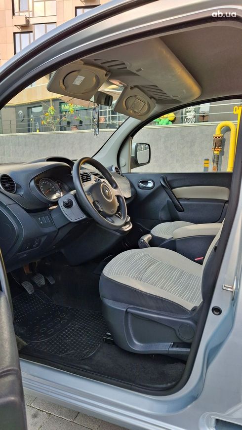 Renault Kangoo 2012 серебристый - фото 11