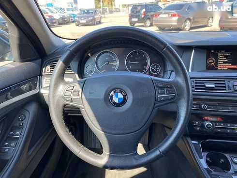 BMW 5 серия 2017 - фото 23