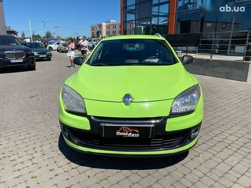 Renault Megane 2012 - фото 2