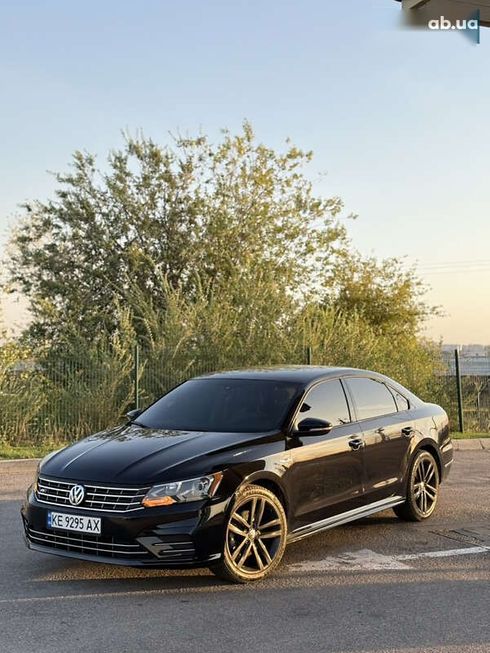 Volkswagen Passat 2018 - фото 8
