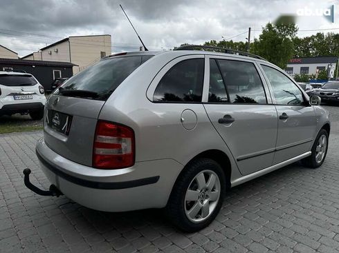 Skoda Fabia 2005 - фото 13