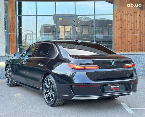 BMW 7 серия 2023 - фото 5