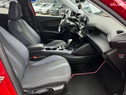 Peugeot 2008 2020 красный - фото 22