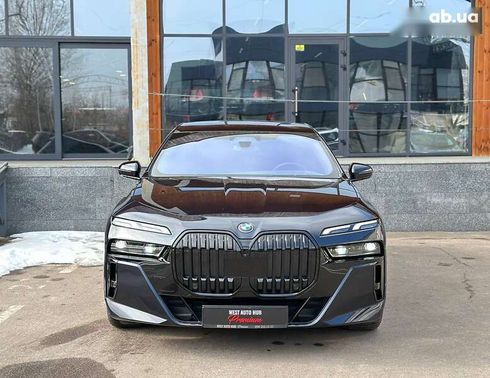 BMW i7 2023 - фото 2