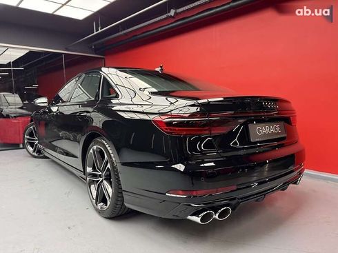 Audi S8 2024 - фото 26