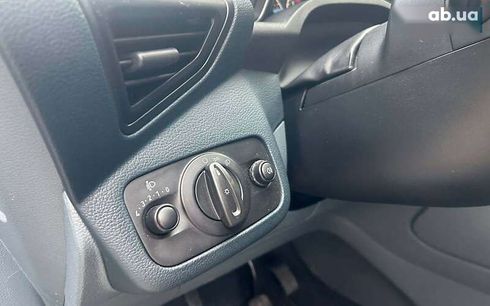 Ford C-Max 2012 - фото 11