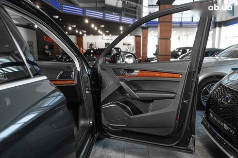 Audi Q5 2021 - фото 28