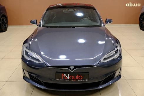 Tesla Model S 2017 серый - фото 5