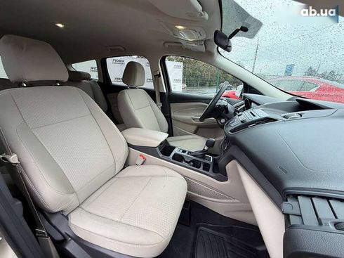 Ford Escape 2017 - фото 8