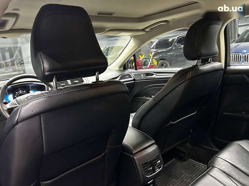 Ford Fusion 2016 - фото 19