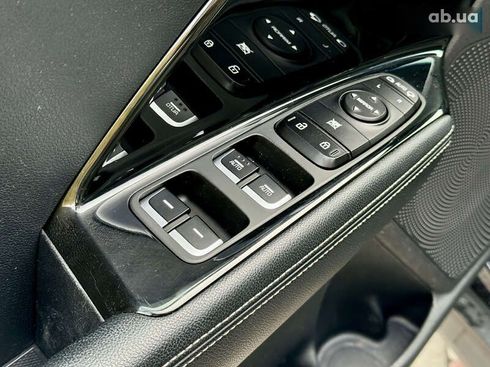 Kia Niro 2019 - фото 20