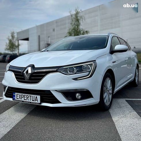 Renault Megane 2018 - фото 7