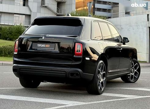 Rolls-Royce Cullinan 2020 - фото 17