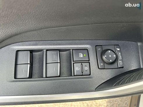 Toyota RAV4 2023 - фото 25