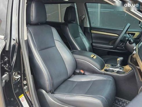 Toyota Highlander 2017 - фото 21