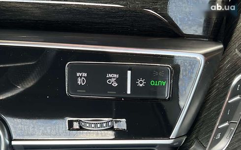 Audi Q7 2021 - фото 20